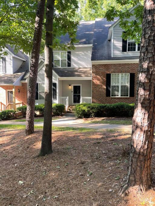 Simple Elegant Townhouse Dt Raleigh Ncsu Lägenhet Exteriör bild